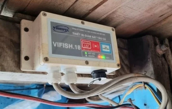 A vessel monitoring system (VMS) installed on fishing boats of Ninh Thuan province's fishermen. (Photo: VNA)