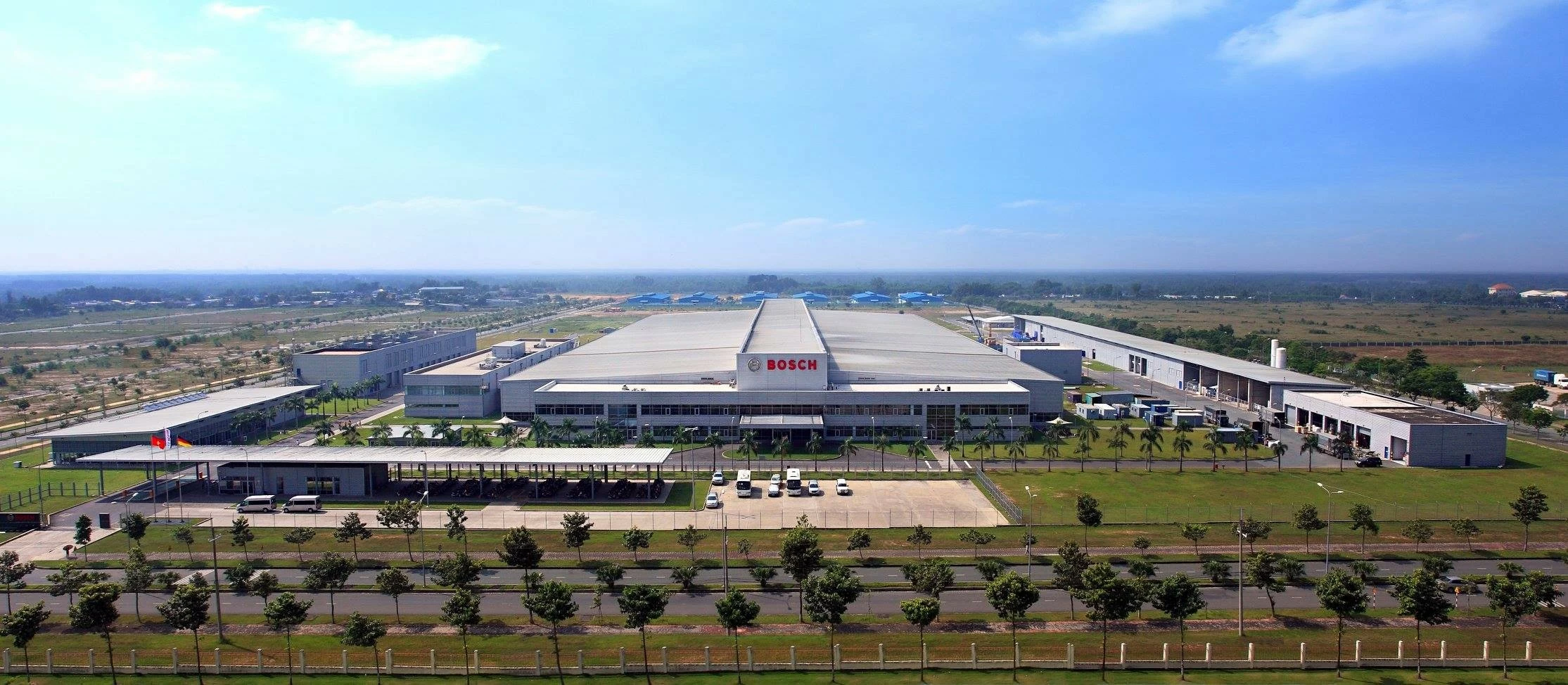 Nh&agrave; m&aacute;y của Bosch tại KCN Long Th&agrave;nh, huyện Long Th&agrave;nh.