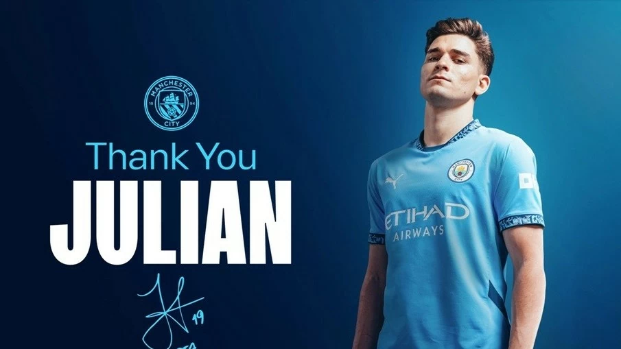 CHÍNH THỨC: Julian Alvarez rời Man City với giá kỷ lục