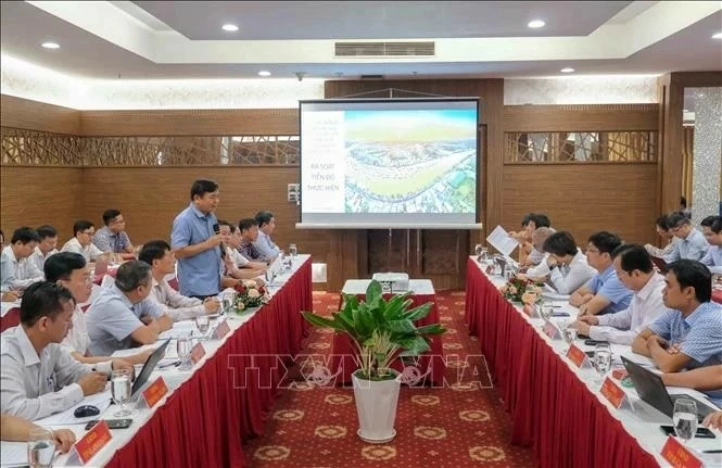 Nearly 18 trillion VND to aid Mekong Delta’s climate change response: Deputy Minister