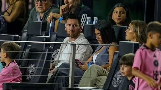 Chấn thương diễn biến xấu, Messi chưa hẹn ngày tái xuất