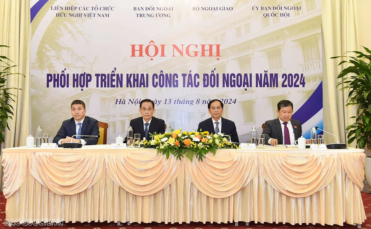 Phối hợp triển khai hiệu quả công tác giữa 4 cơ quan đối ngoại