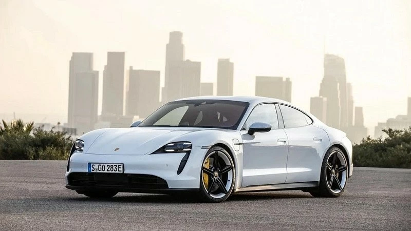 Triệu hồi xe Porsche Taycan tại Việt Nam để khắc phục lỗi