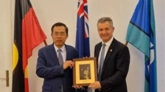 Australian Assistant Minister highlights development momentum of Vietnam-Australia relations: Ambassador