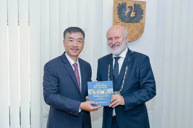 Vietnamese, Czech localities promote cooperation: Ambassador