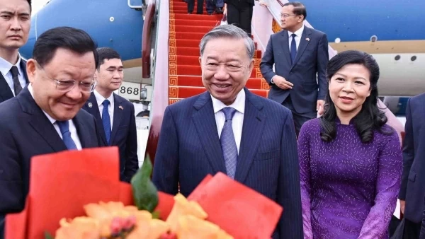 Party General Secretary, President To Lam, his spouse start state visit to China