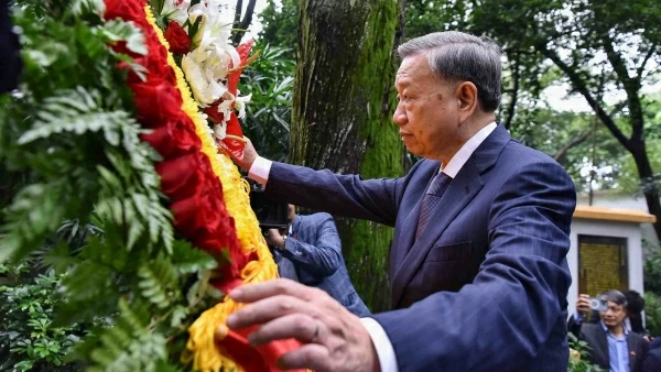 Top leader visits Vietnamese Revolutionary Youth League headquarters relic site in Guangzhou