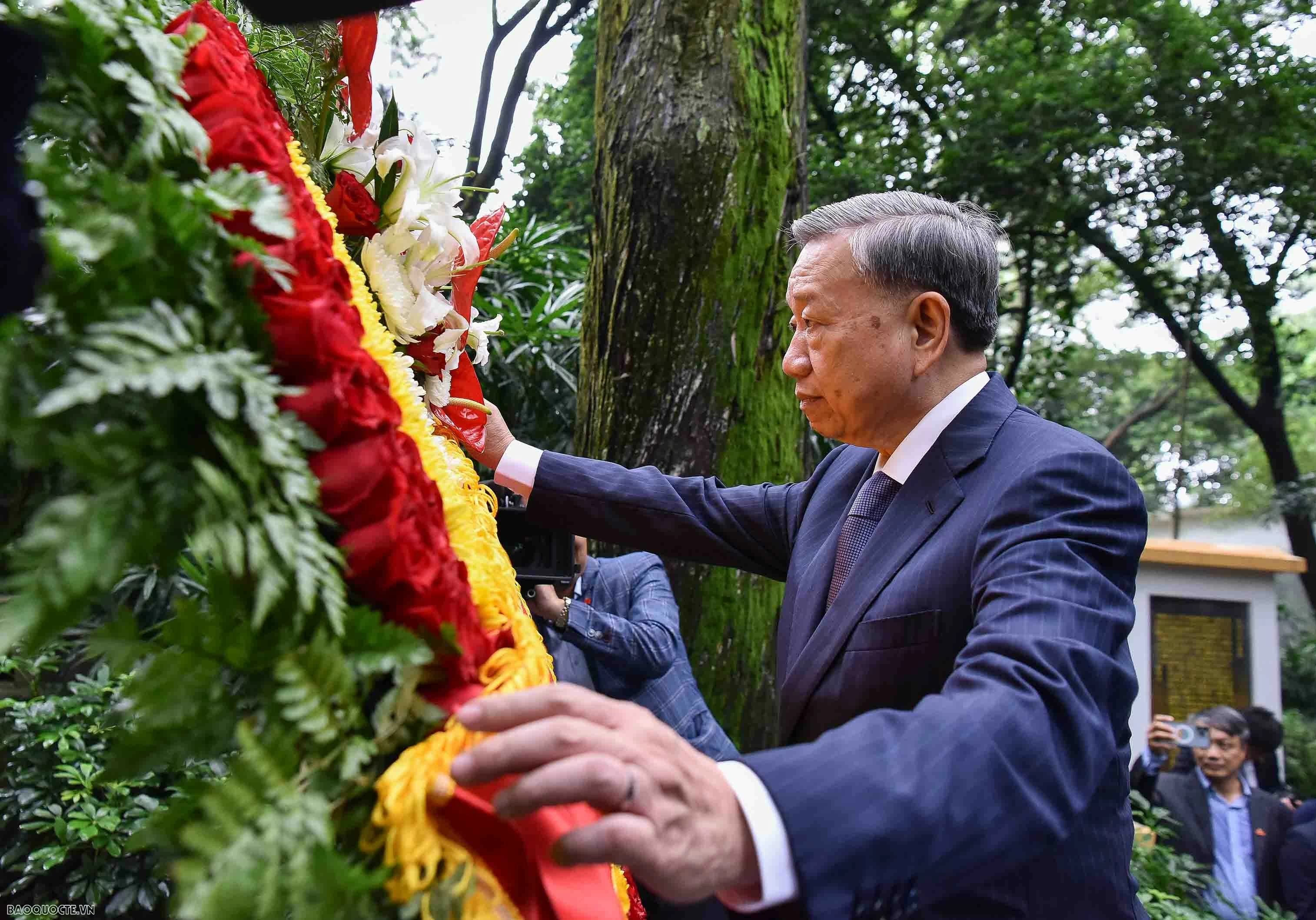 Top leader visits Vietnamese Revolutionary Youth League headquarters relic site in Guangzhou