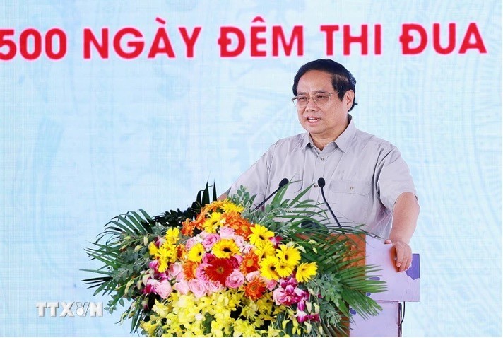 thu tuong pham minh chinh phat dong dot thi dua cao diem hoan thanh 3000km duong bo cao toc