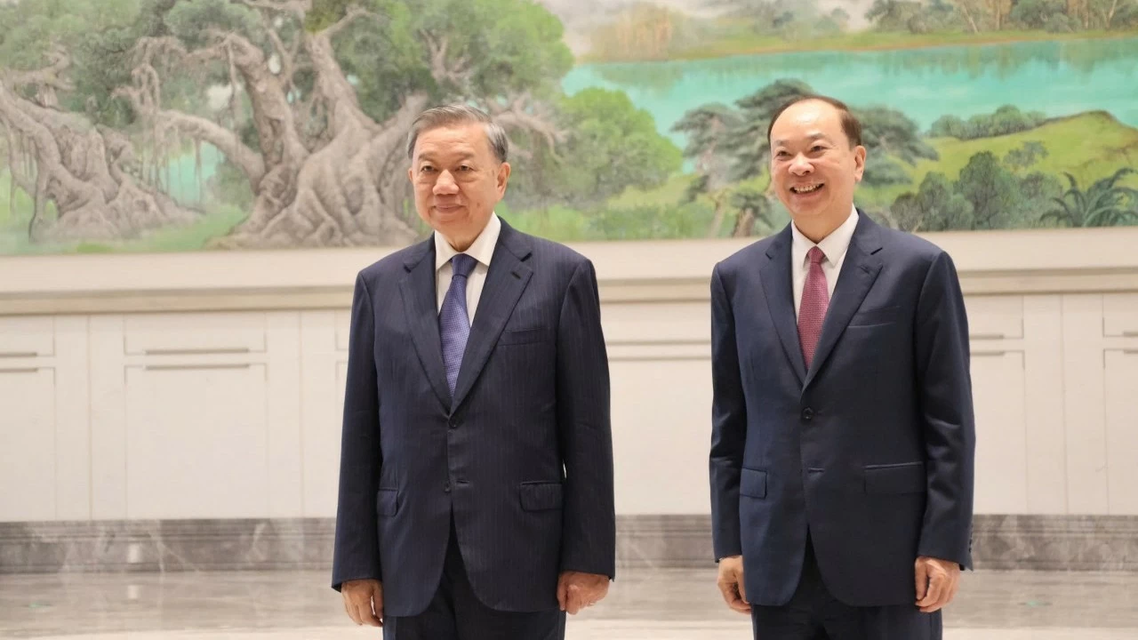 Vietnamese top leader meets with Guangdong Party Committee Secretary