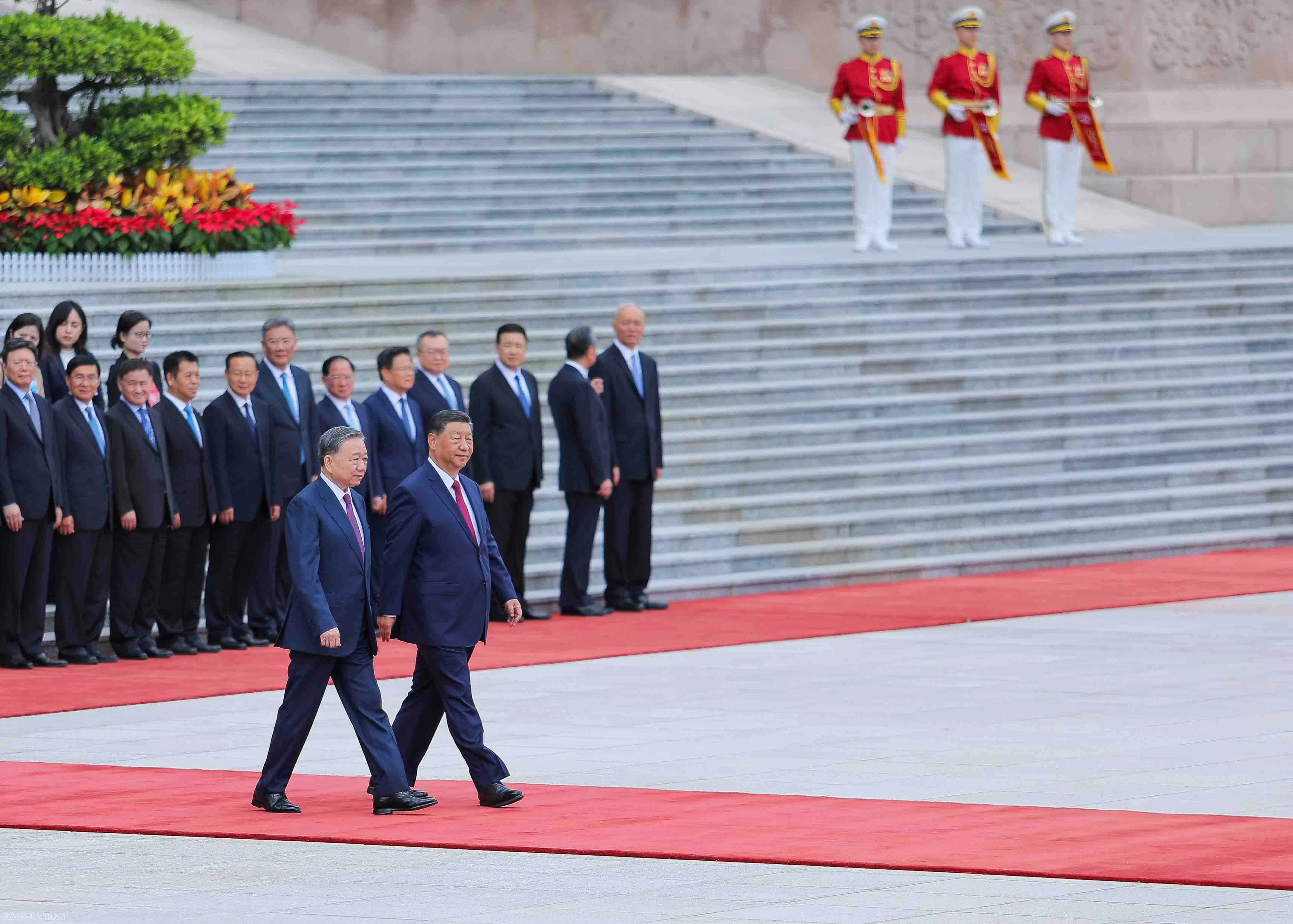 Welcome ceremony with 21-gun salute held for General Secretary, President To Lam on state visit to China