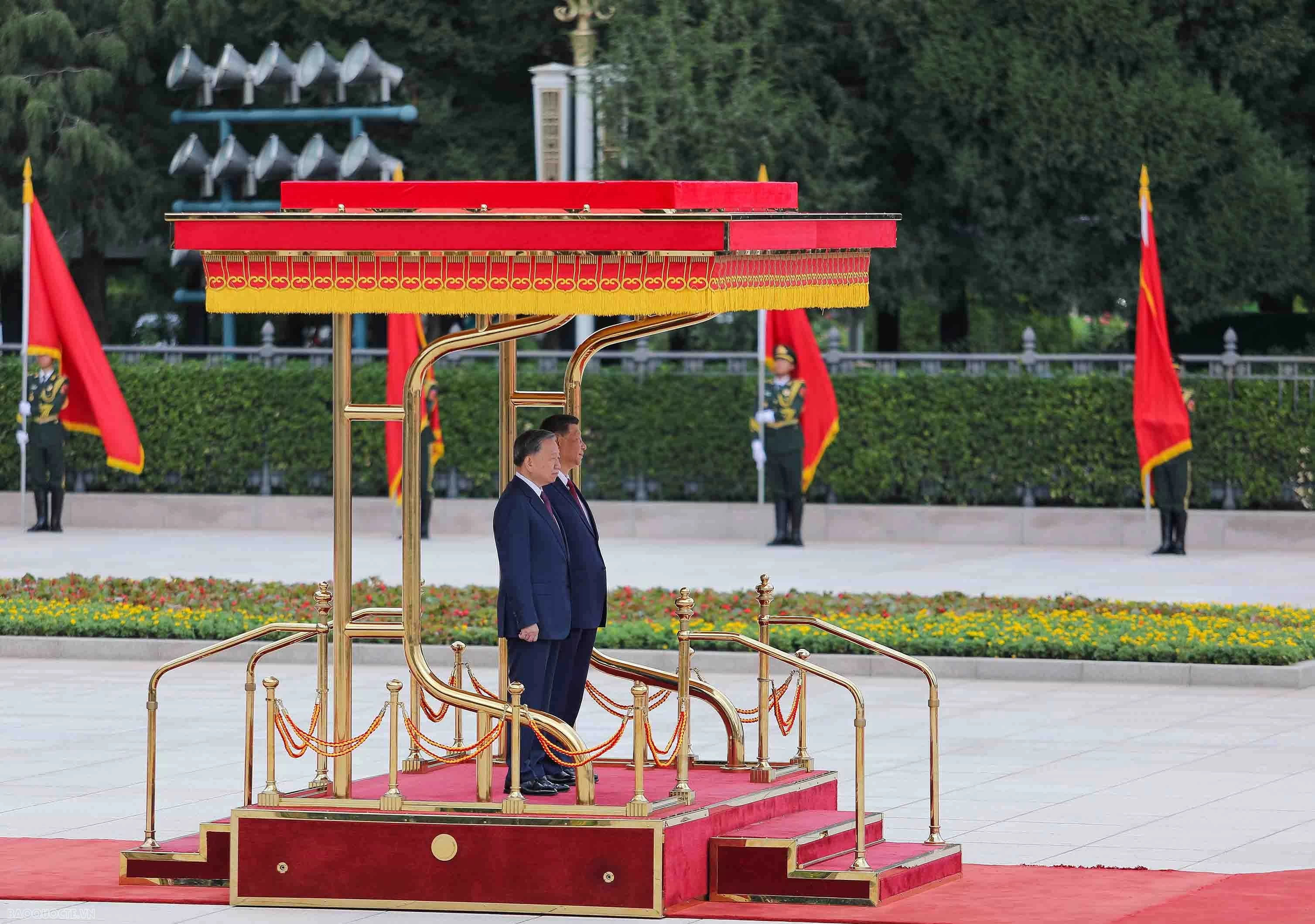 Welcome ceremony with 21-gun salute held for General Secretary, President To Lam on state visit to China