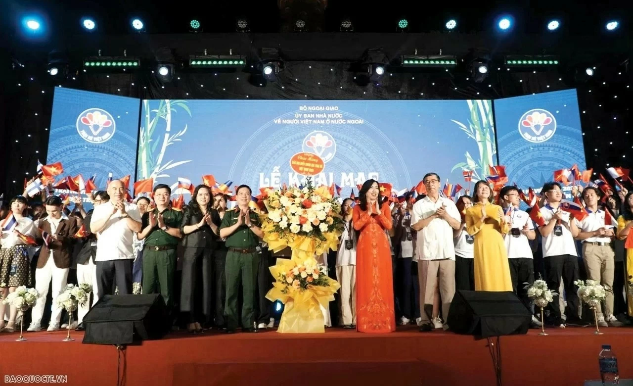 Overseas Vietnamese events create open space for OVs to join hands in national development: Deputy FM