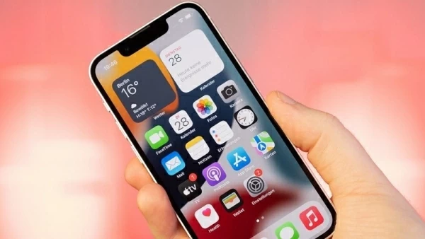 Apple bất ngờ phát hành trở lại iOS 17.6.1