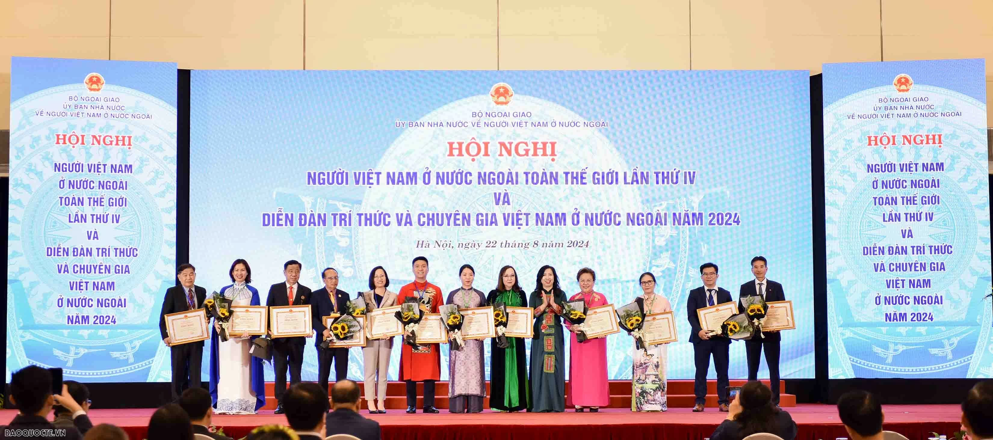 Bế mạc Hội nghị Người Việt Nam ở nước ngoài toàn thế giới lần thứ 4