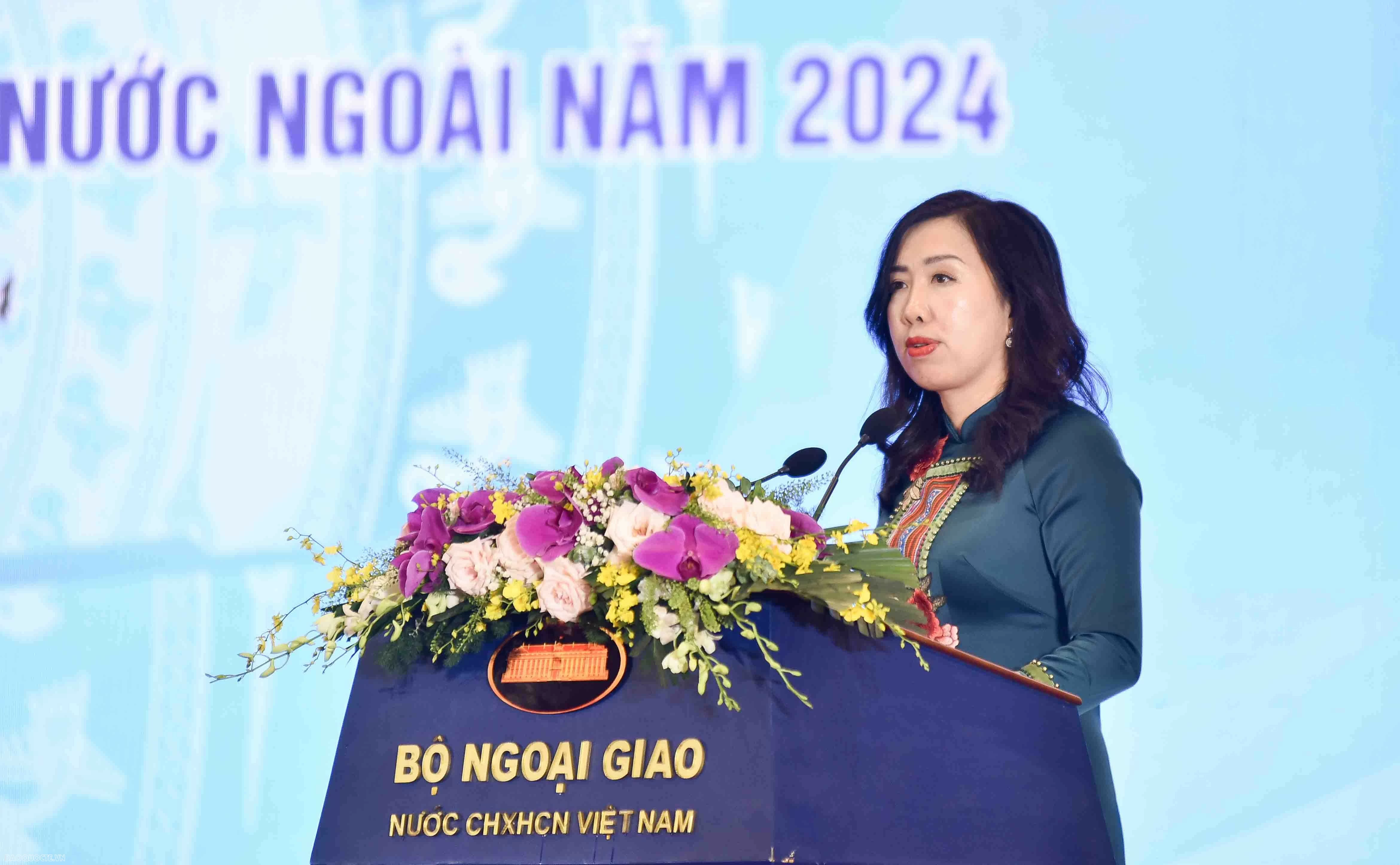 4th World Conference of Overseas Vietnamese wraps up in Hanoi