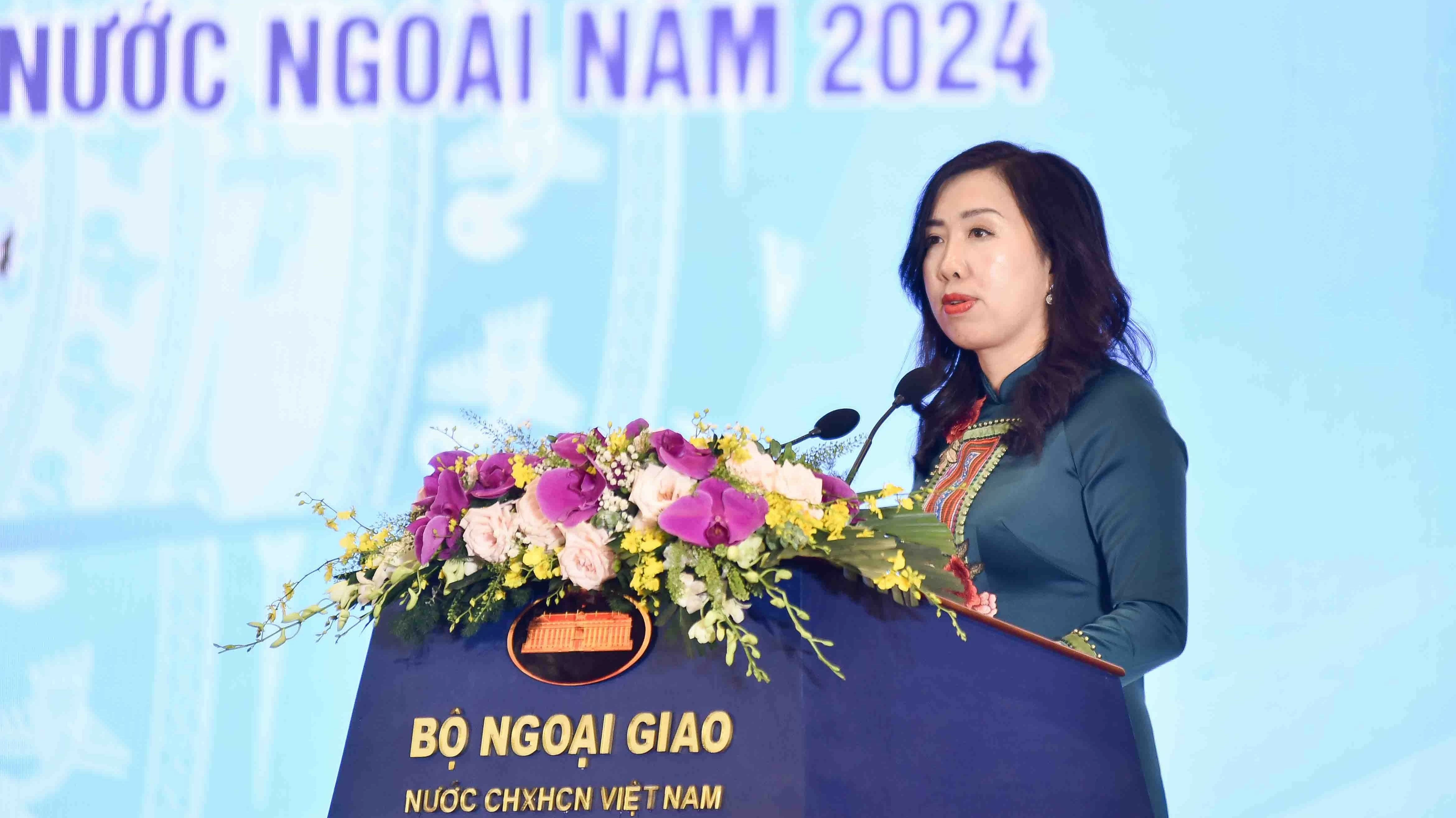 4th World Conference of Overseas Vietnamese wraps up in Hanoi