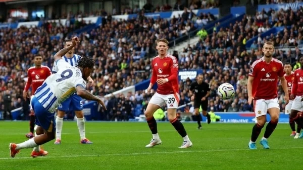 Thi đấu nhạt nhòa, Man Utd thua trước Brighton ở phút 90+5