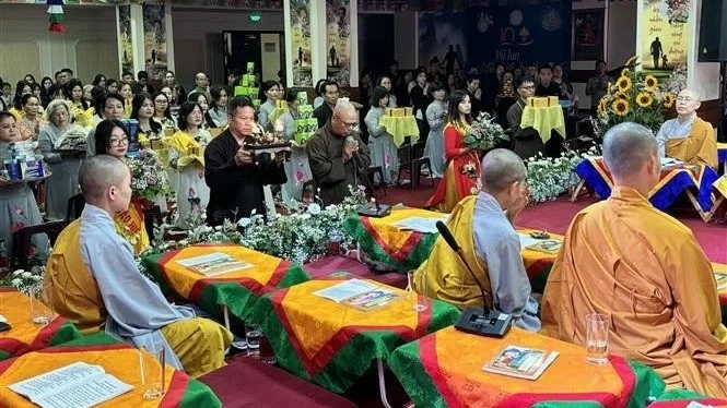 Vietnamese in Russia hold Vu Lan festival at Incentra Moscow Buddhist Hall