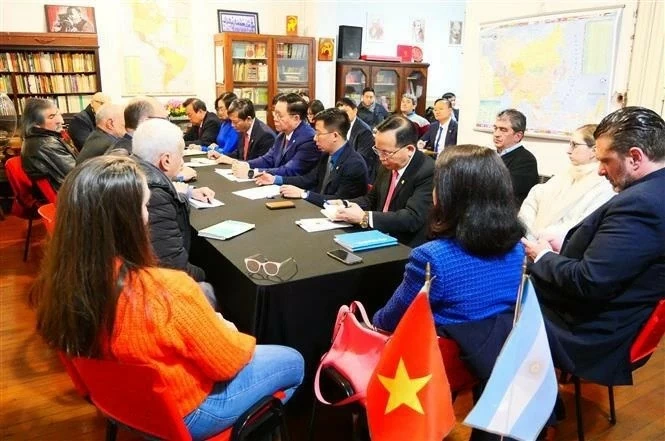 Vietnam, Argentina strengthen ties