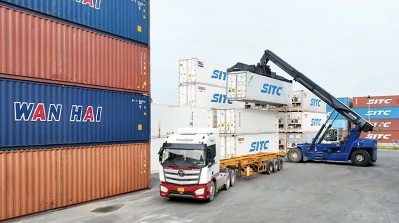 Hệ thống bãi container lạnh tại cảng Chu Lai với sức chứa 1.000 container và sẵn sàng xuất khẩu nông sản cho khách hàng với chi phí tối ưu