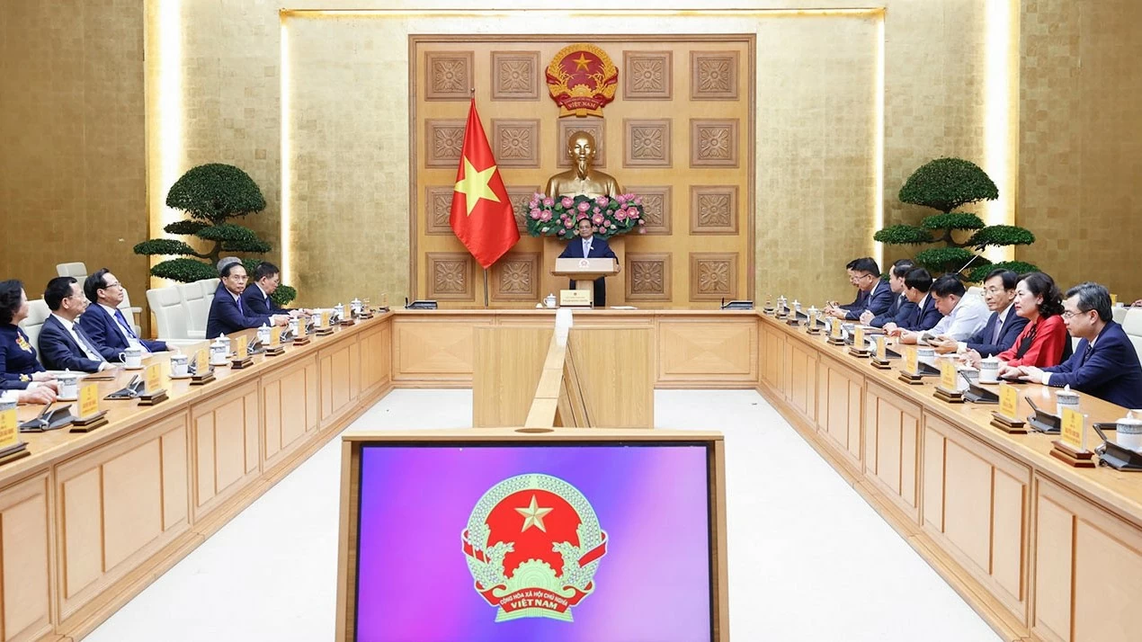 PM Pham Minh Chinh signed a decision on assigning duties to Deputy Prime Ministers