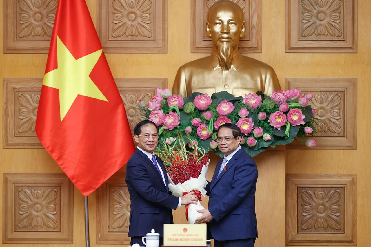 PM Pham Minh Chinh signed a decision on assigning duties to Deputy Prime Ministers