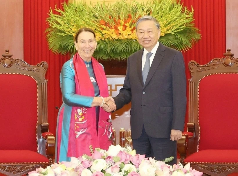 General Secretary, President To Lam receives Australian Senate President Sue Lines