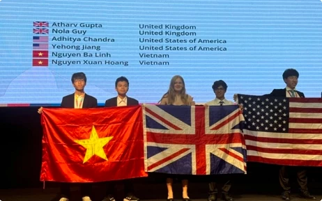 Five Vietnamese students bag medals at Int’l Astronomy, Astrophysics Olympiad