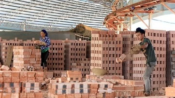 PM Pham Minh Chinh issued Directive on solutions to promote building material industry