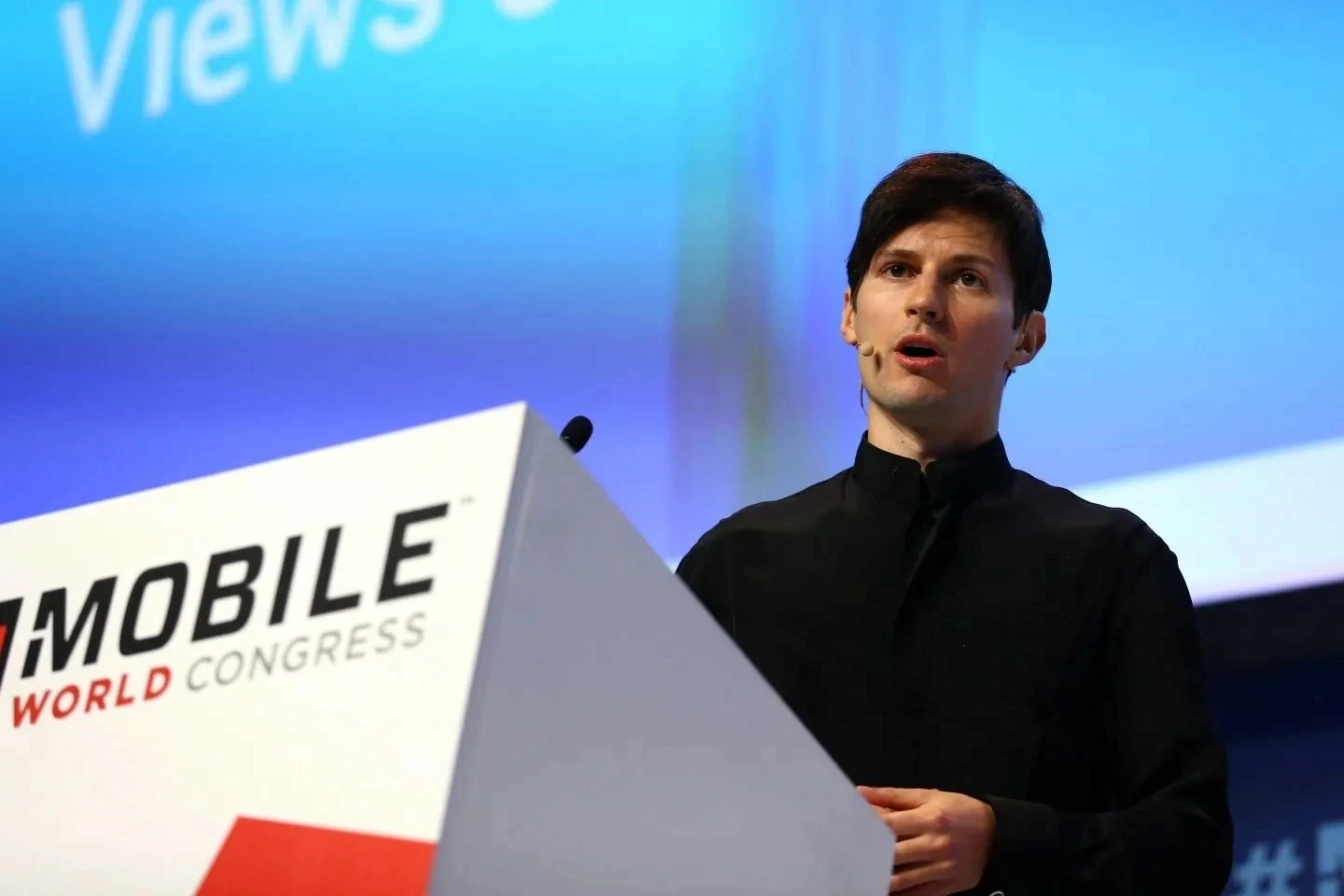 Những bí ẩn và thuyết âm mưu về vụ bắt giữ CEO Telegram Pavel Durov