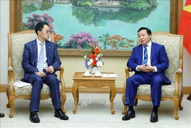 Deputy PM Tran Hong Ha calls on Chinese firm to boost infrastructure cooperation with Vietnam