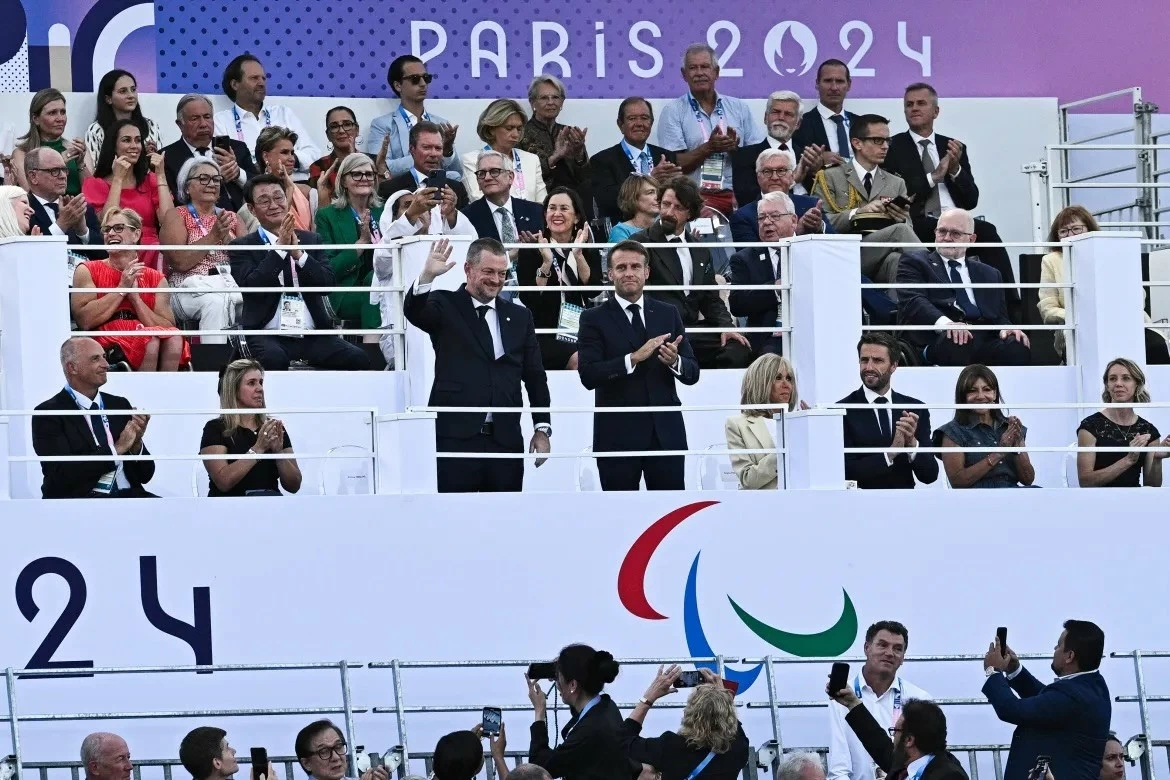 Hình ảnh ấn tượng tại lễ khai mạc Paralympic Paris 2024