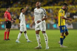 Mbappe nhạt nhòa, Real Madrid hòa Las Palmas