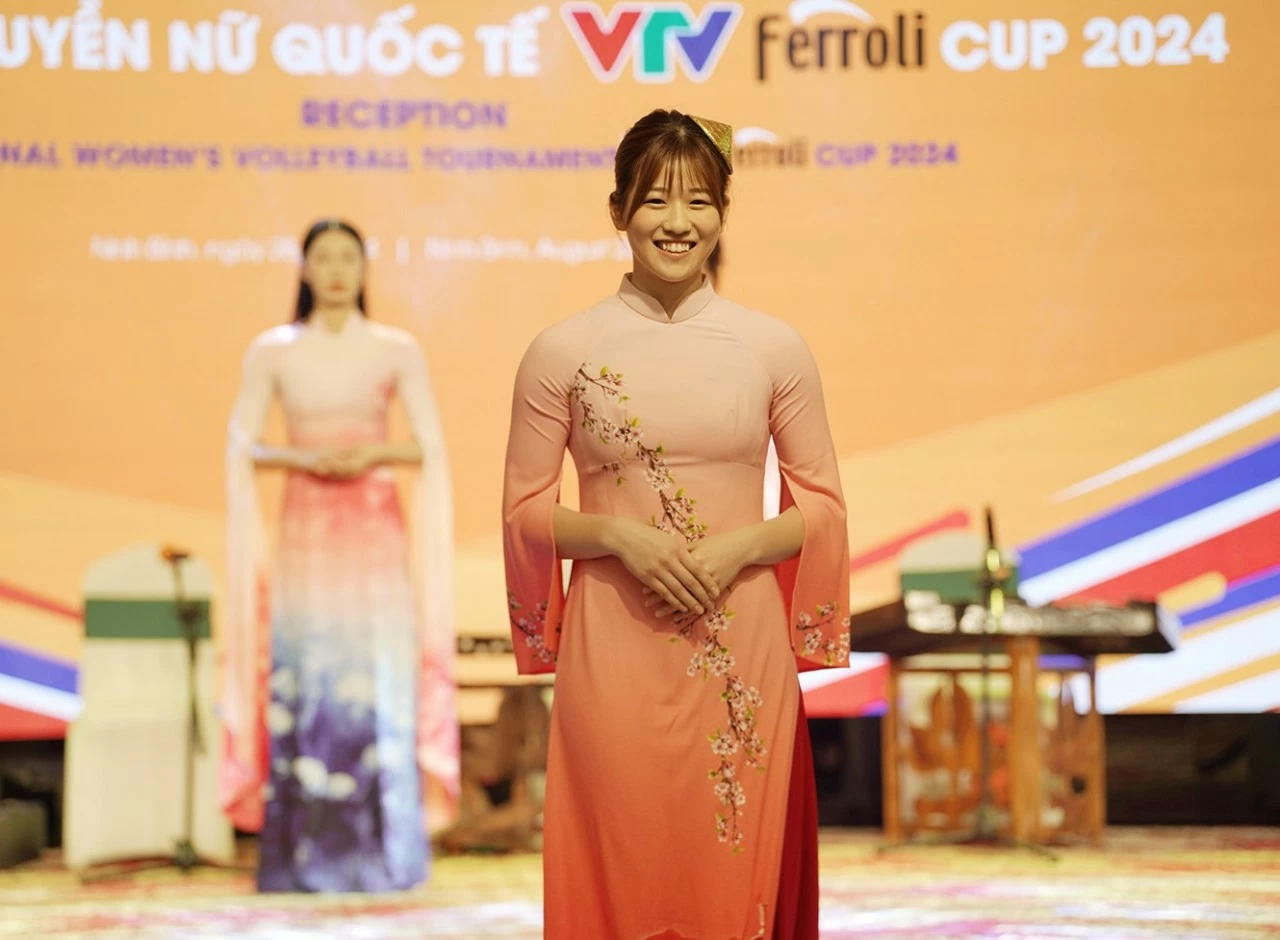 VTV Cup 2024: Áo dài