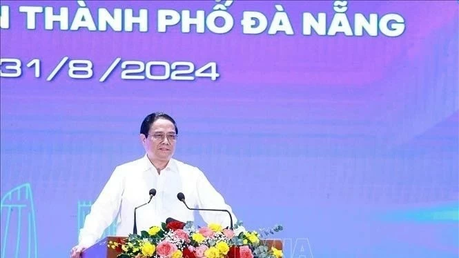 PM chairs conference to implement Resolution on Da Nang's administration, development