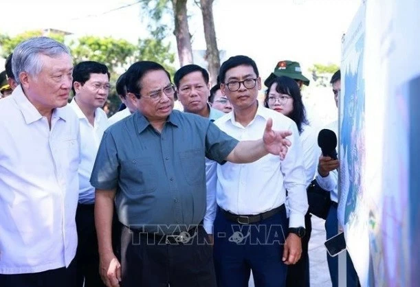 PM inspects projects in Da Nang city