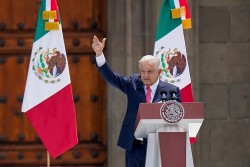 Mexico kêu gọi Mỹ giải quyết gốc rễ vấn đề di cư thay vì xây bức tường biên giới