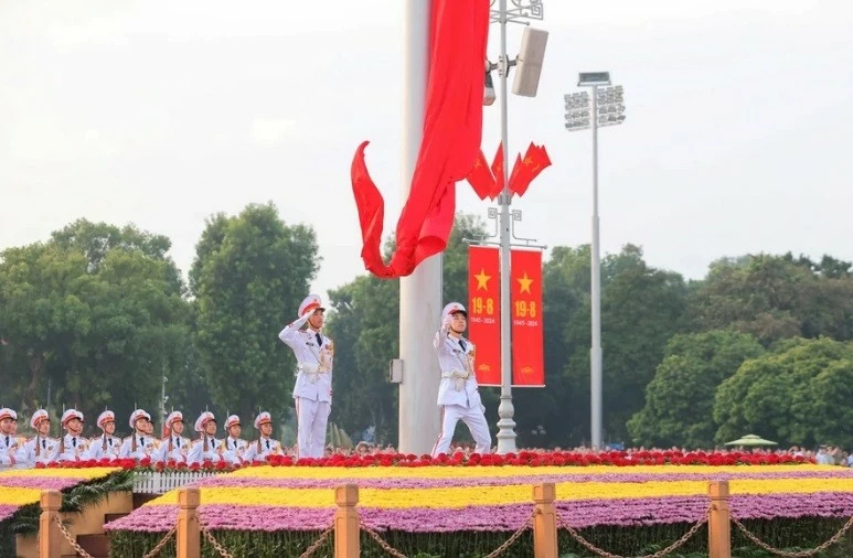 Flag-raising ceremony marks 79th National Day