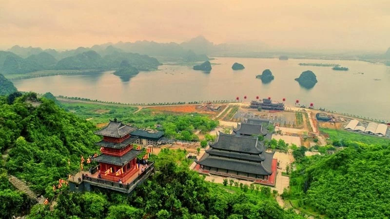 Lần đầu tiên Hà Nam trở thành ‘Điểm đến du lịch mới nổi hàng đầu châu Á’ Lần đầu tiên Hà Nam trở thành ‘Điểm đến du lịch mới nổi hàng đầu châu Á’