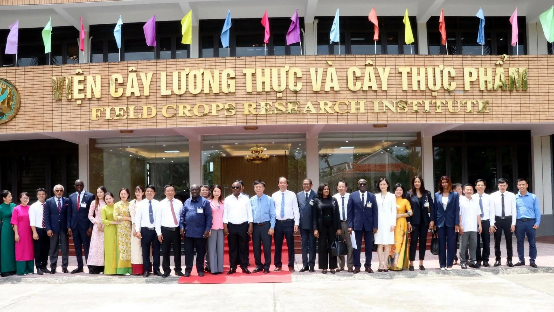 Việt Nam và Guinea-Bissau thúc đẩy hợp tác phát triển nông nghiệp trong thời gian tới