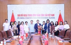 Bế giảng chương trình bồi dưỡng kiến thức đối ngoại dành cho công chức Ban Đối ngoại Trung ương