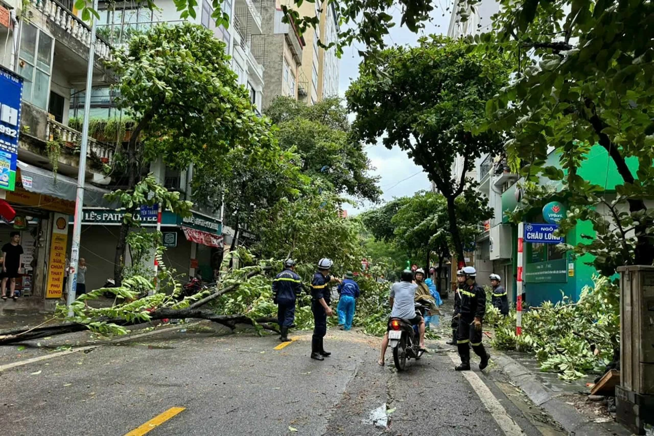 Bão số 3: Hà Nội điều động 1.500 chiến sĩ  thực hiện cứu hộ