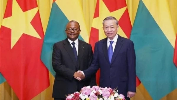 Guinea-Bissau President Umaro Sissoco Embaló concludes official visit to Vietnam