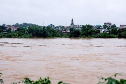 Cảnh báo lũ đặc biệt lớn trên sông Thao, lũ khẩn cấp trên sông Lô, sông Cầu, sông Thương