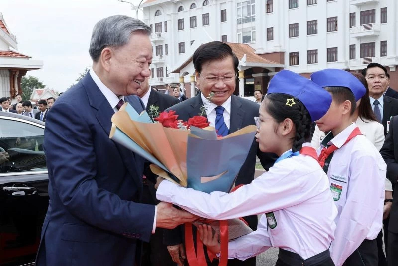 Tổng Bí thư, Chủ tịch nước Lào thăm Việt Nam: Trong đặc biệt vẫn có thêm những điều đặc biệt Tổng Bí thư, Chủ tịch nước Lào thăm Việt Nam: Trong đặc biệt vẫn có thêm những điều đặc biệt
