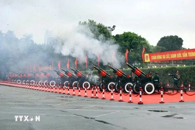 Welcome ceremony with 21 gun-salute held for Lao General Secretary, President Thongloun Sisoulith