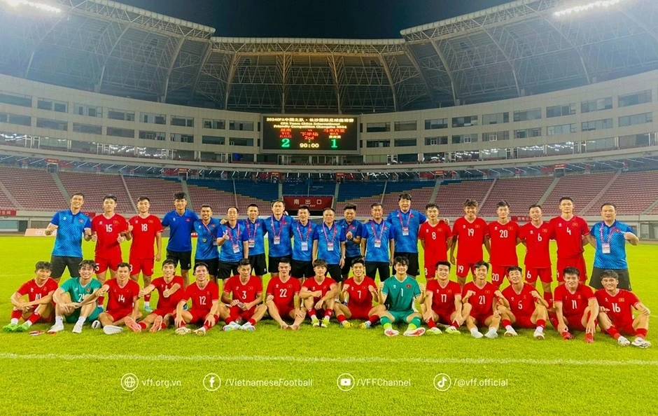 Đình Bắc lóe sáng, U22 Việt Nam thắng U22 Malaysia