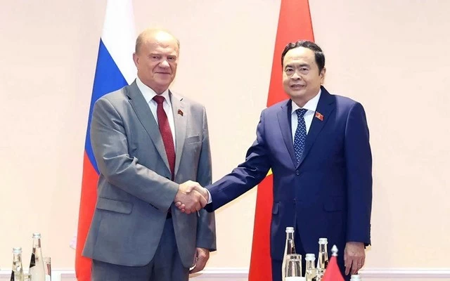 NA Chairman Tran Thanh Man meets leaders of major Russian political parties