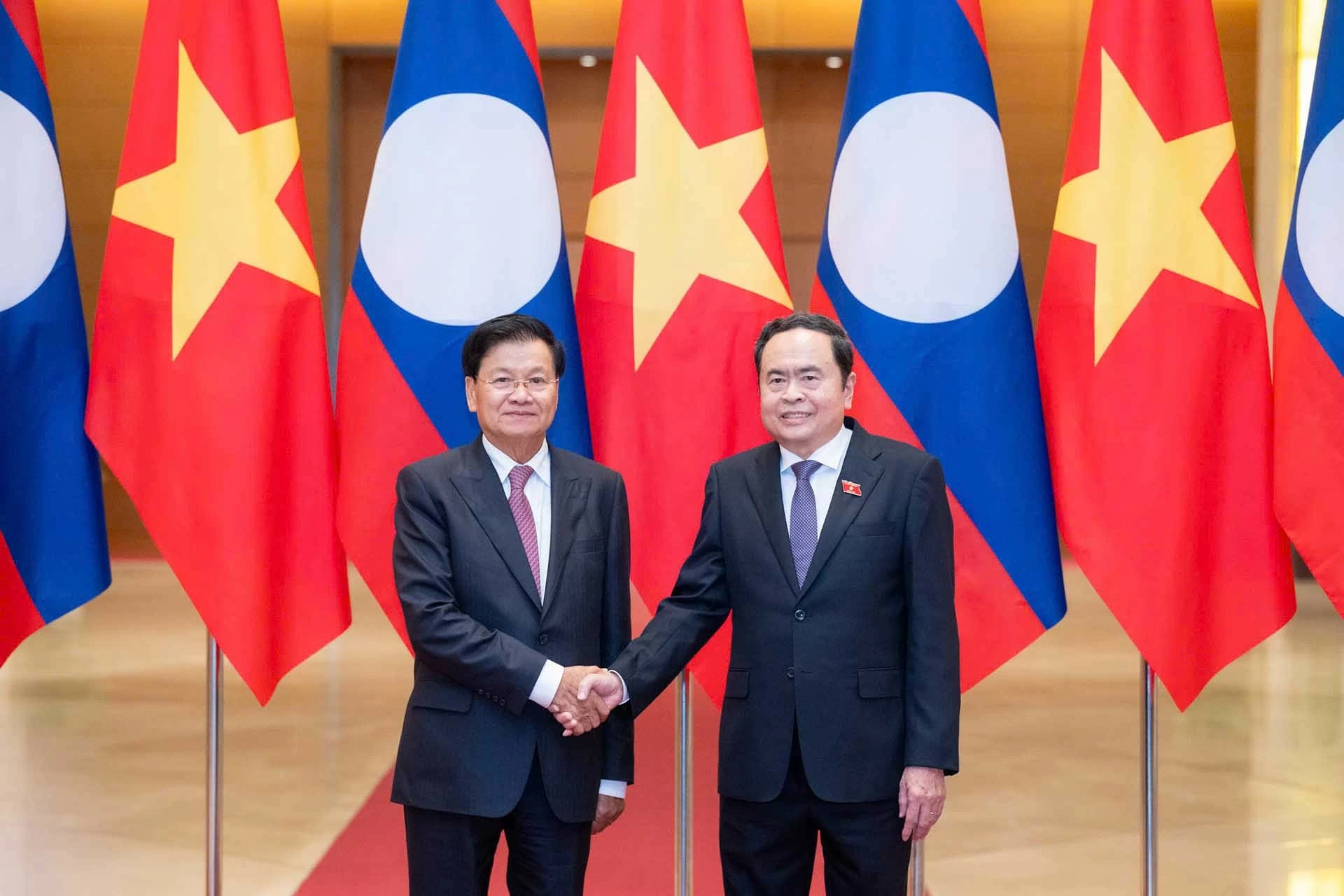 Chủ tịch Quốc hội Trần Thanh Mẫn hội kiến Tổng Bí thư, Chủ tịch nước Lào Thongloun Sisoulith Chủ tịch Quốc hội Trần Thanh Mẫn hội kiến Tổng Bí thư, Chủ tịch nước Lào Thongloun Sisoulith